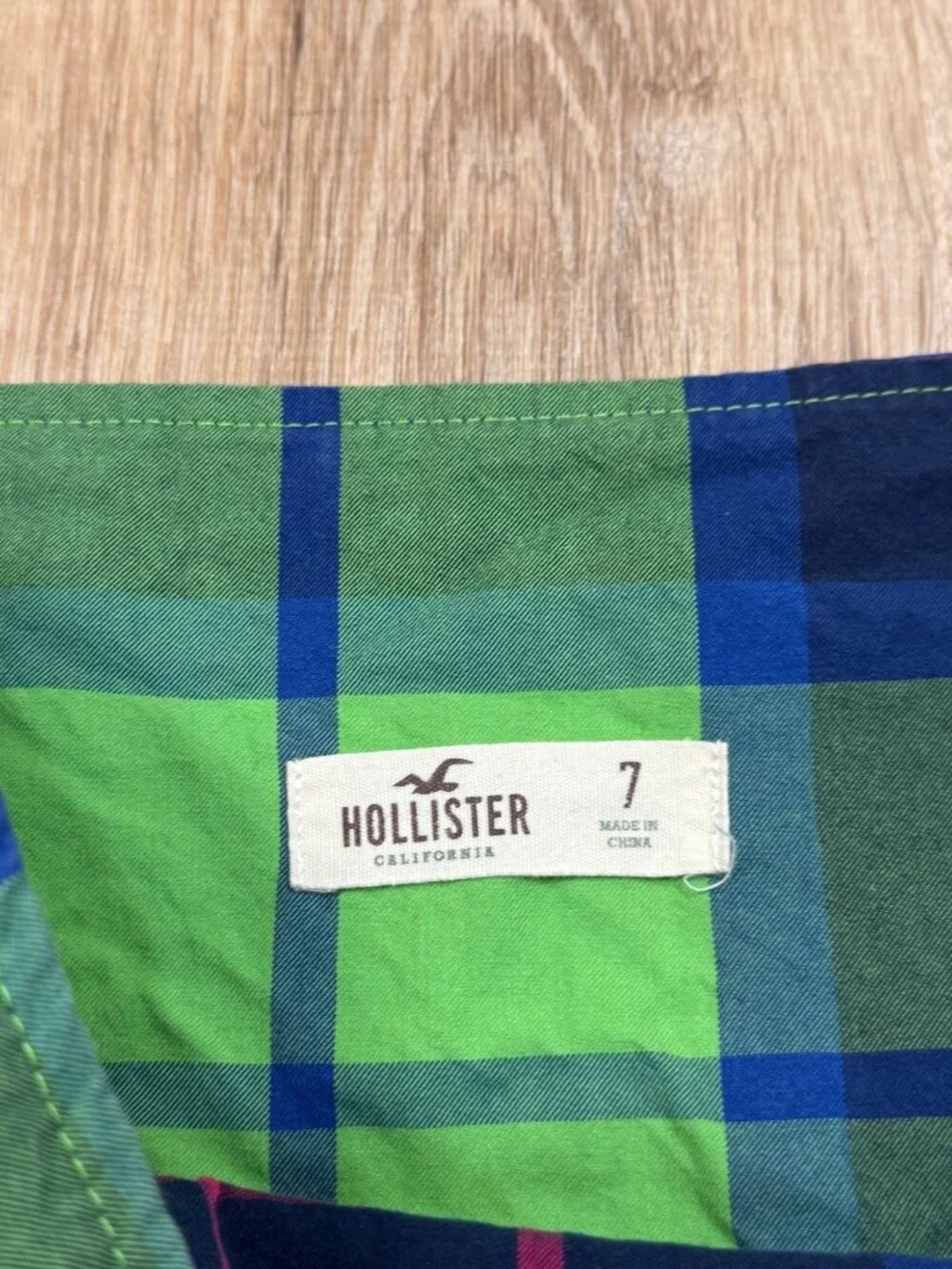Y2K Plaid Hollister Micro Mini Skirt Size 7 Green & Navy With Side Zip Closure